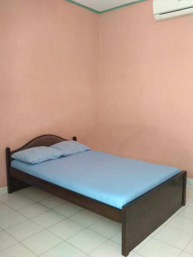 Ismoyo Hotel Yogyakarta Habitación foto